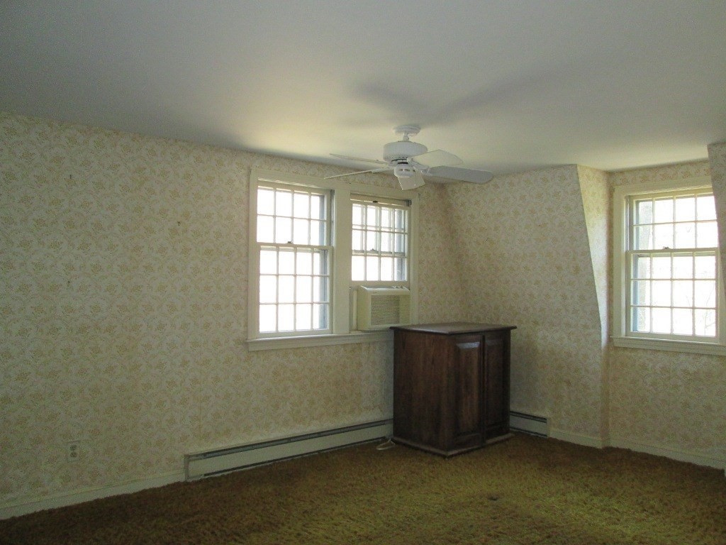 66 Westcott Road Harvard, MA 01451 - Photo 15 of 38 an empty room with windows