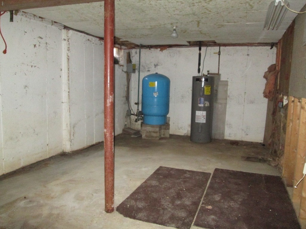 66 Westcott Road Harvard, MA 01451 - Photo 35 of 38 a view of a storage & utility room