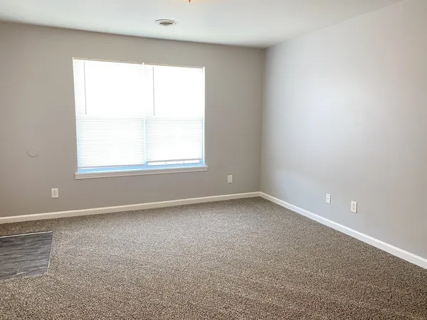 $895 | 3875 Northeast Drive, Unit H, Clarksville, TN 37040