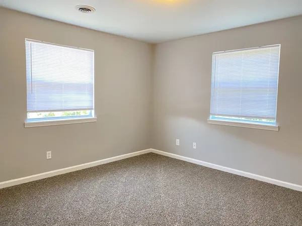 $895 | 3875 Northeast Drive, Unit H, Clarksville, TN 37040