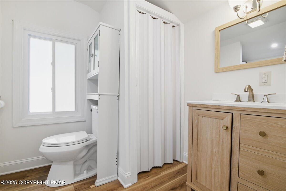 563 Pensyl Creek Road Stroudsburg, PA 18360 - Photo 104 of 143 a bathroom with a sink toilet and shower