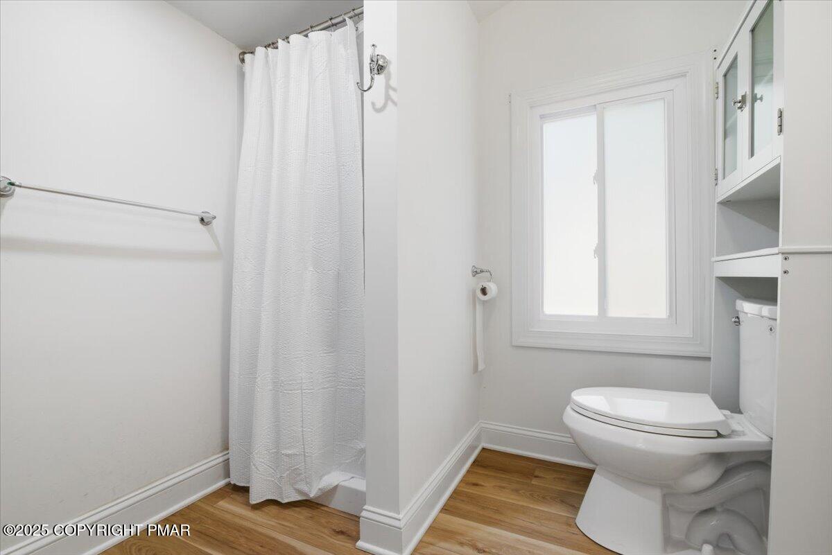 563 Pensyl Creek Road Stroudsburg, PA 18360 - Photo 105 of 143 Bathroom