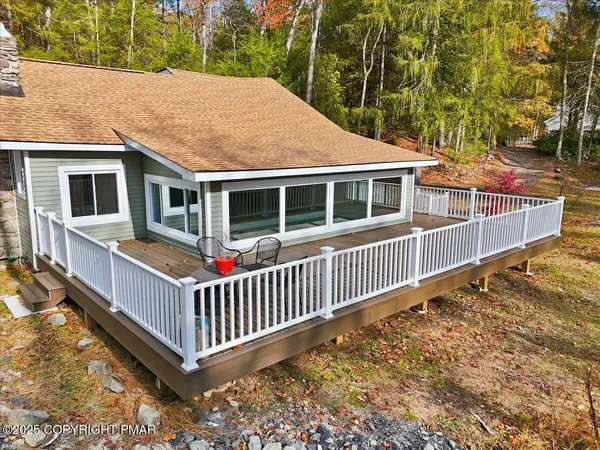 $1,100,000 | 563 Pensyl Creek Road, Stroudsburg, PA 18360