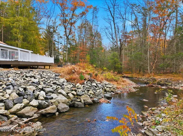 $1,100,000 | 563 Pensyl Creek Road, Stroudsburg, PA 18360
