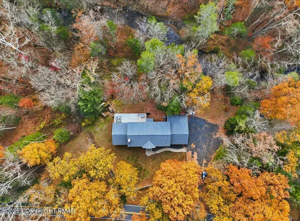 $1,100,000 | 563 Pensyl Creek Road, Stroudsburg, PA 18360