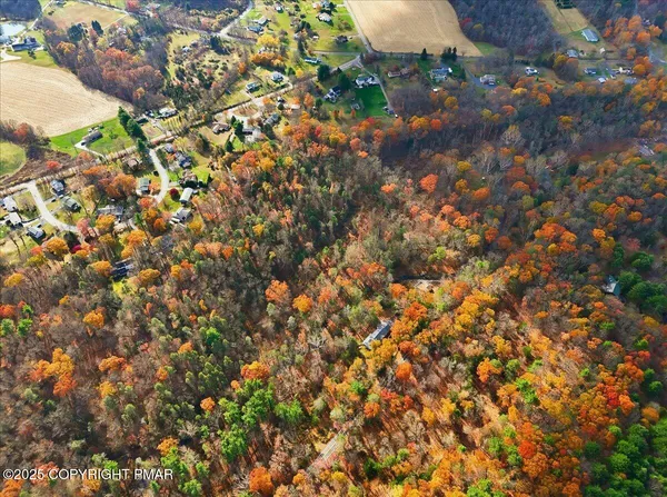 $1,100,000 | 563 Pensyl Creek Road, Stroudsburg, PA 18360