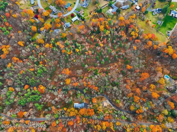 $1,100,000 | 563 Pensyl Creek Road, Stroudsburg, PA 18360