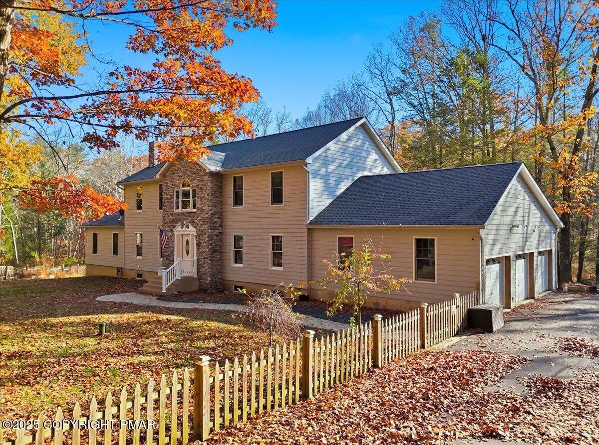 563 Pensyl Creek Road Stroudsburg, PA 18360 - Photo 4 of 143 Welcome to 563 Pensyl Creek