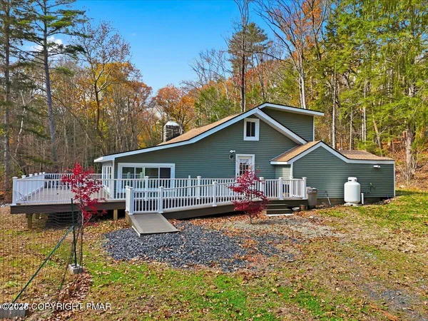 $1,100,000 | 563 Pensyl Creek Road, Stroudsburg, PA 18360