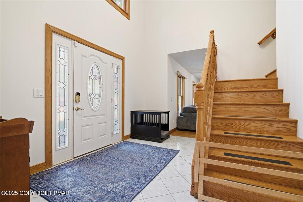 563 Pensyl Creek Road Stroudsburg, PA 18360 - Photo 9 of 143 a view of front door with furniture