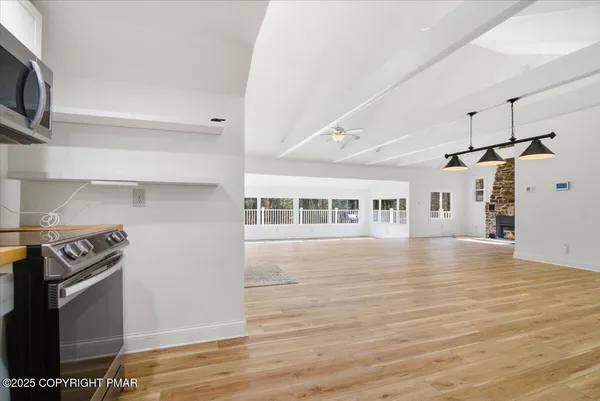$1,100,000 | 563 Pensyl Creek Road, Stroudsburg, PA 18360