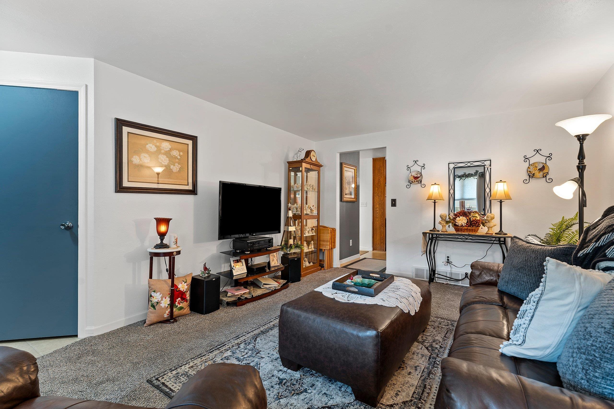 1022 Coppens Road Green Bay, WI 54303 - Photo 6 of 37
