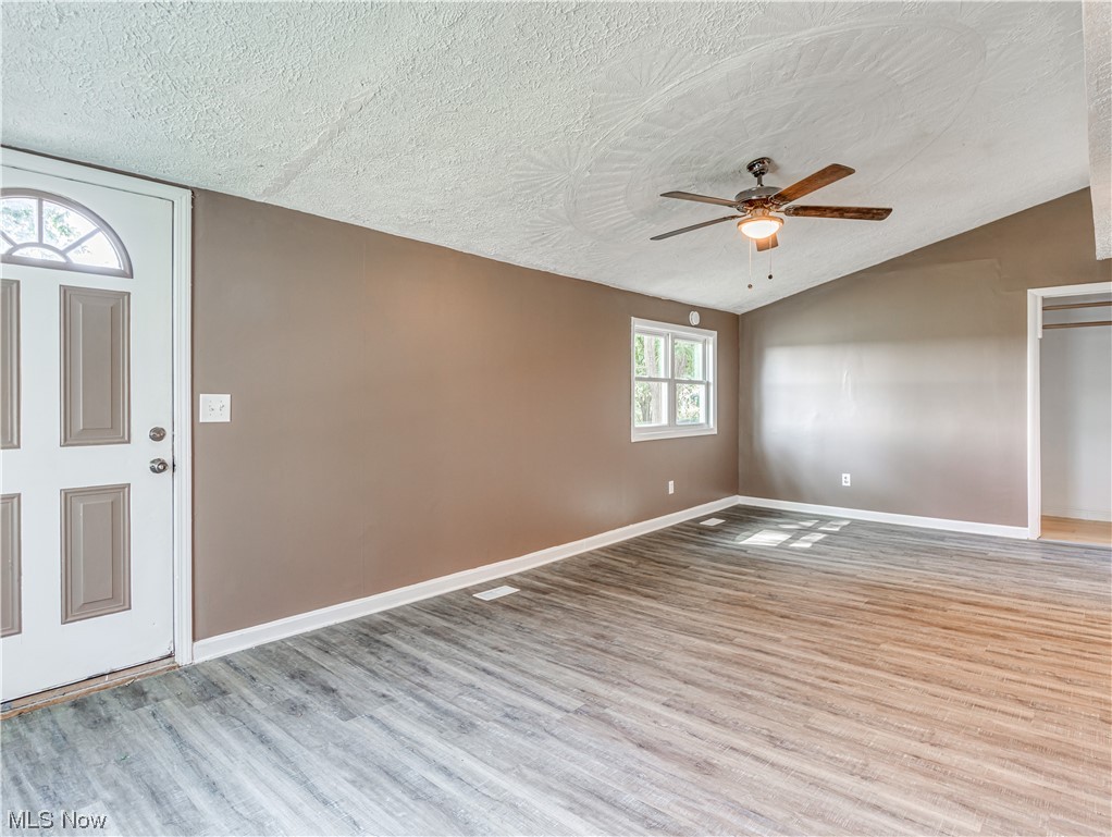 6798 Newton Falls Road Ravenna, OH 44266 - Photo 8 of 17 Gallery Image 8