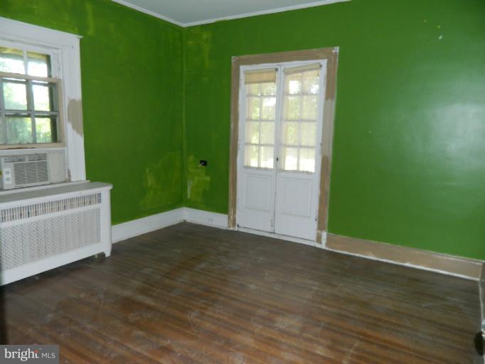 509 Woodside Road Baltimore, MD 21229 - Photo 20 of 28 Bedroom