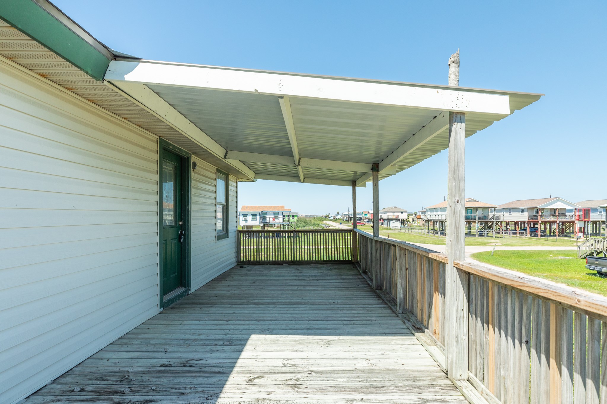 910 Monument Drive Surfside Beach, TX 77541 - Photo 5 of 21