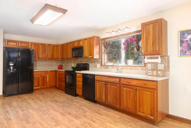 $499,900 | 1001 Buck Hill Drive, Veazie, ME 04401