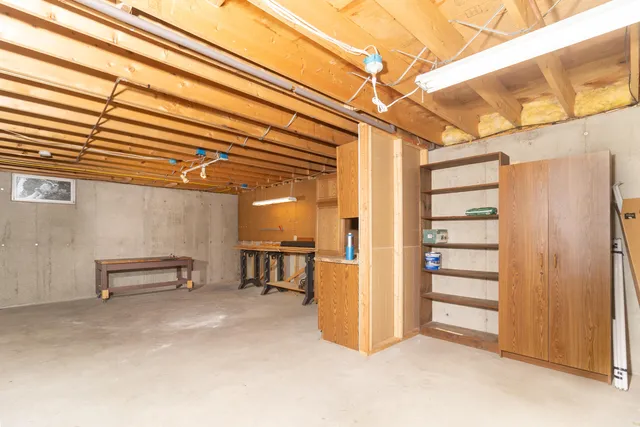 $499,900 | 1001 Buck Hill Drive, Veazie, ME 04401