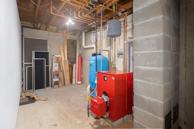 $499,900 | 1001 Buck Hill Drive, Veazie, ME 04401