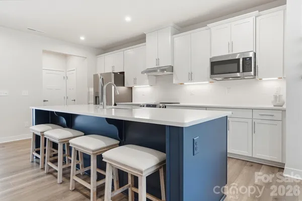 $425,000 | 2913 Matthews-Indian Trail Road, Matthews, NC 28104