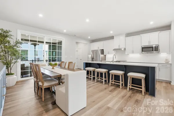 $425,000 | 2913 Matthews-Indian Trail Road, Matthews, NC 28104