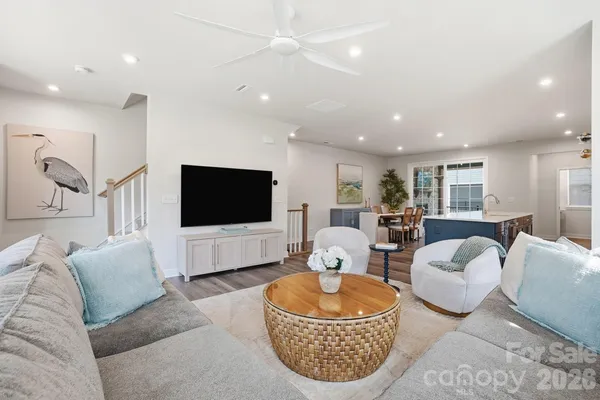 $425,000 | 2913 Matthews-Indian Trail Road, Matthews, NC 28104