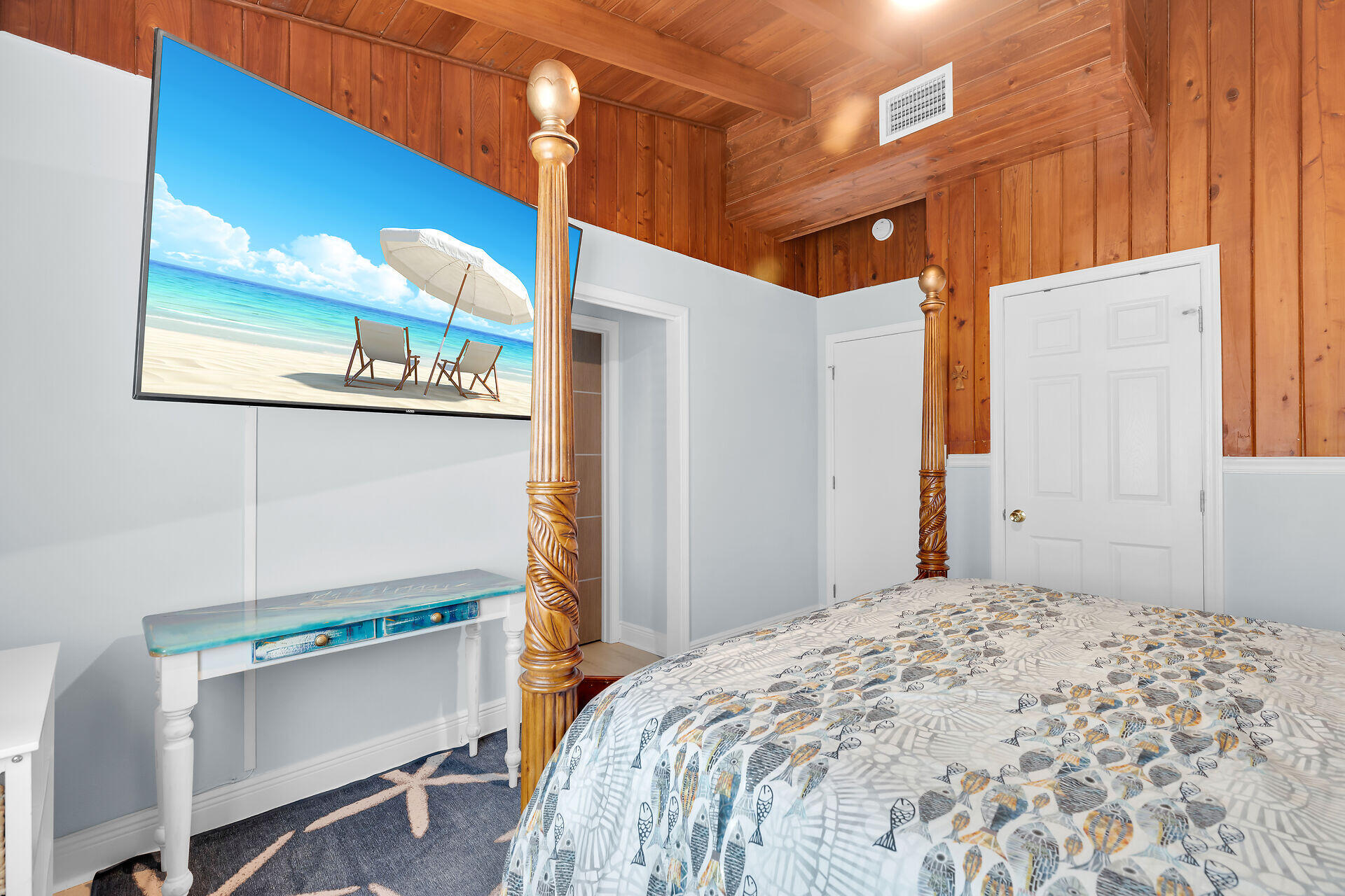 712 Grouper Lane Key Largo, FL 33037 - Photo 41 of 42 a bedroom with a bed and a window