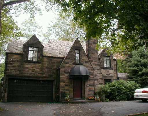 1046 Washington Road Mt. Lebanon, PA 15228 - Photo 1 of 6 Gallery Image 1