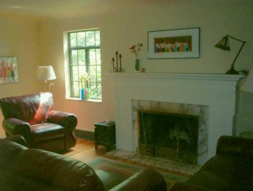 1046 Washington Road Mt. Lebanon, PA 15228 - Photo 2 of 6 Gallery Image 2