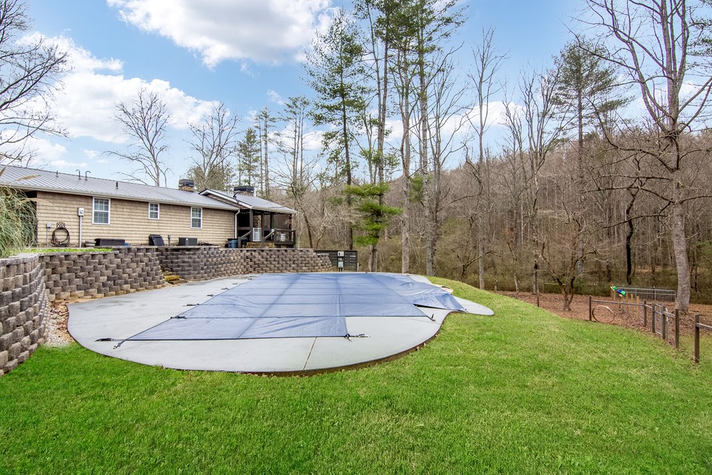 960 Coles Crossing Road Mineral Bluff, GA 30559 - Photo 16 of 57