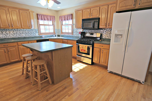 9007 Fink Road Harvard, IL 60033 - Photo 7 of 28