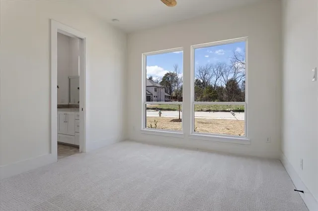 $889,900 | 186 Acorn Trail, Denison, TX 75020