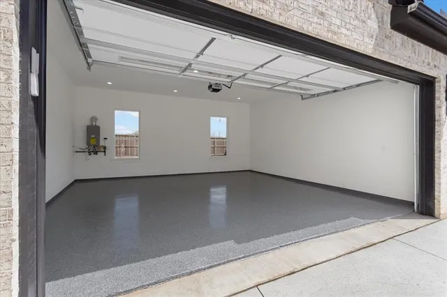 $889,900 | 186 Acorn Trail, Denison, TX 75020