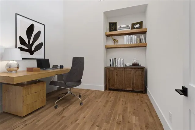 $889,900 | 186 Acorn Trail, Denison, TX 75020