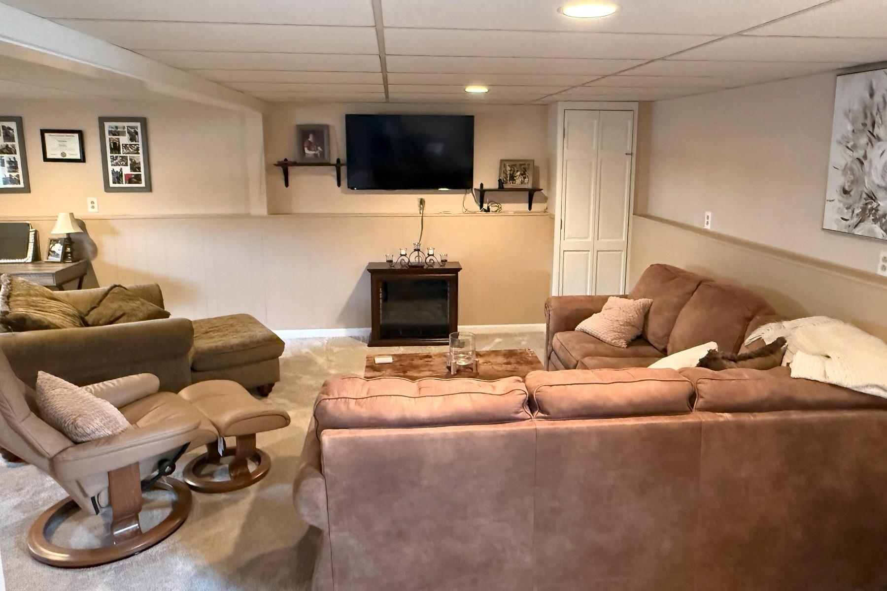 27 Hillcrest Road Rutland, VT 05701 - Photo 24 of 30 Gallery Image 24