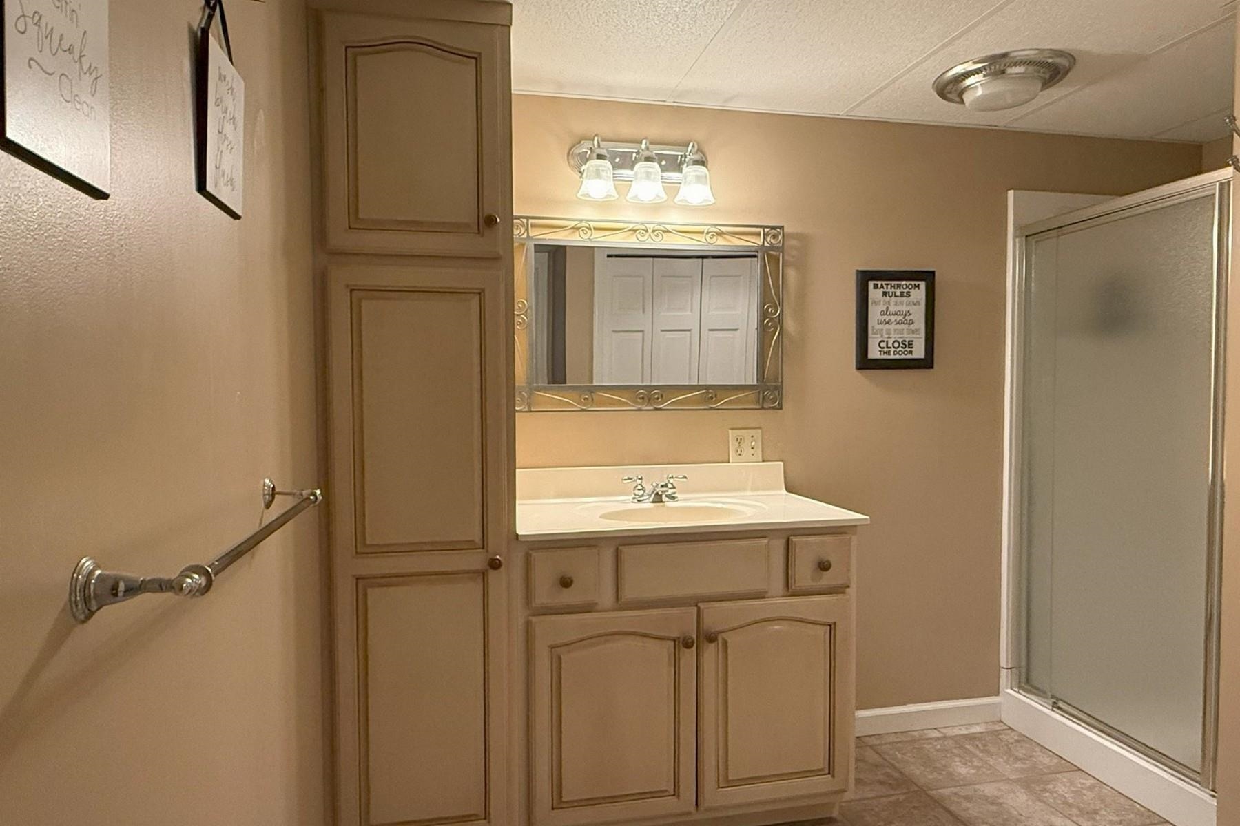 27 Hillcrest Road Rutland, VT 05701 - Photo 27 of 30 Gallery Image 27