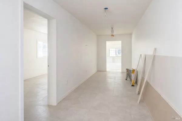 $2,500 | 735 South State Street, Ukiah, CA 95482