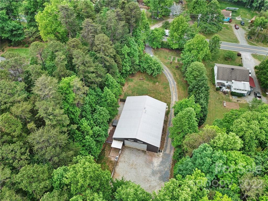 4024 David Cox Road Charlotte, NC 28269 - Photo 32 of 33 Gallery Image 32