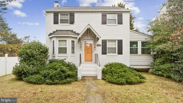 $1,025,000 | 5300 Wilson Boulevard, Arlington, VA 22205