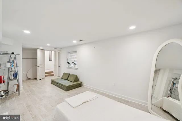 $1,025,000 | 5300 Wilson Boulevard, Arlington, VA 22205