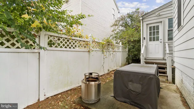 $1,025,000 | 5300 Wilson Boulevard, Arlington, VA 22205