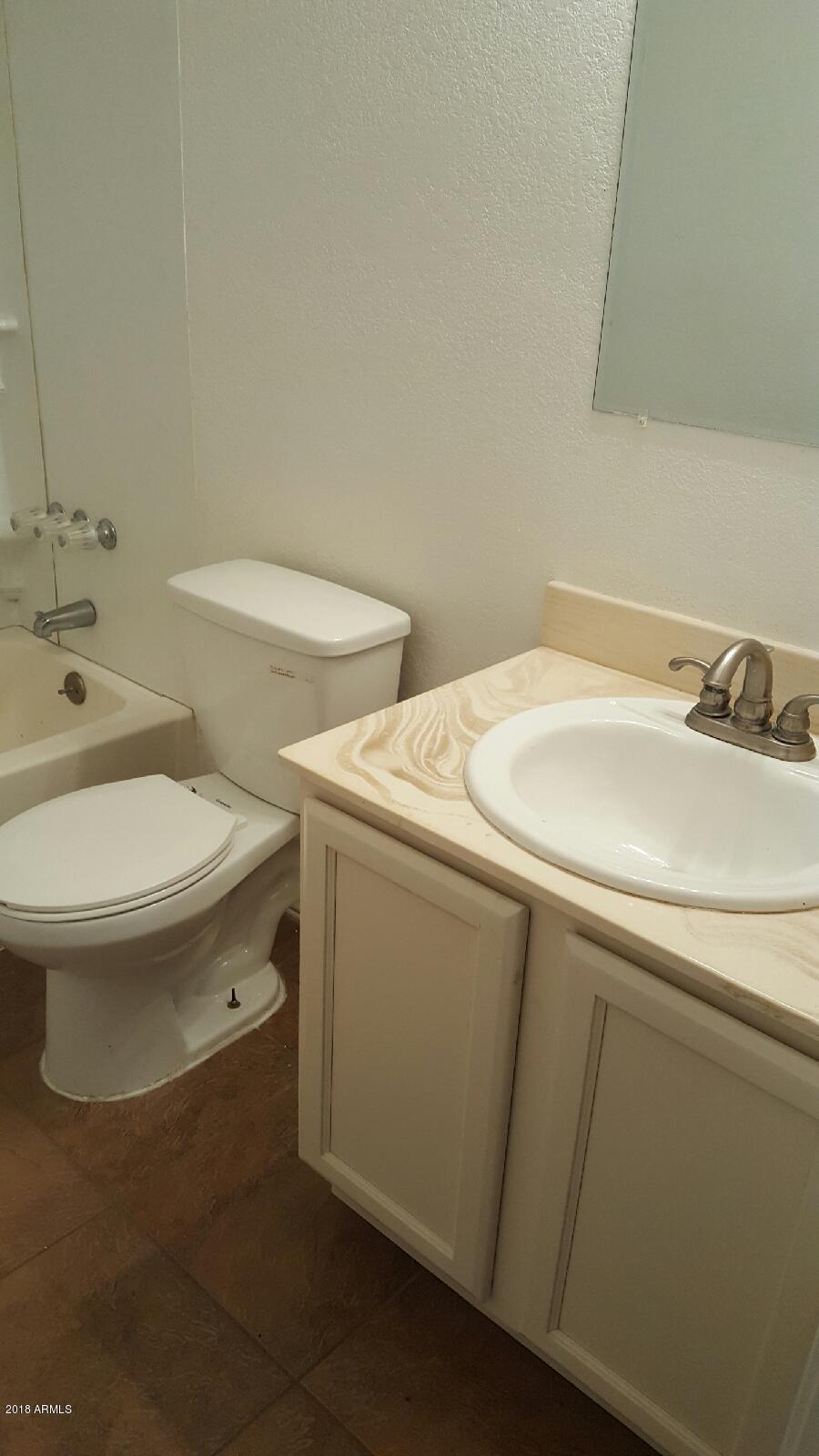 4123 West Osborn Road Phoenix, AZ 85019 - Photo 4 of 12 D8ECC10B-91C9-4A25-9AB2-77CA77199513