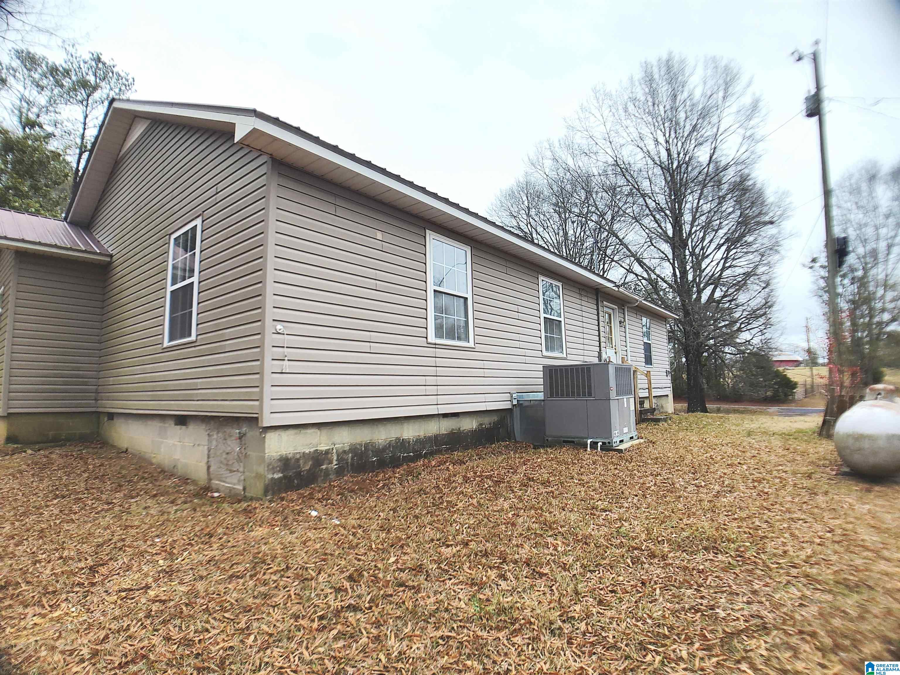 55 Jeter Road Talladega, AL 35160 - Photo 9 of 44