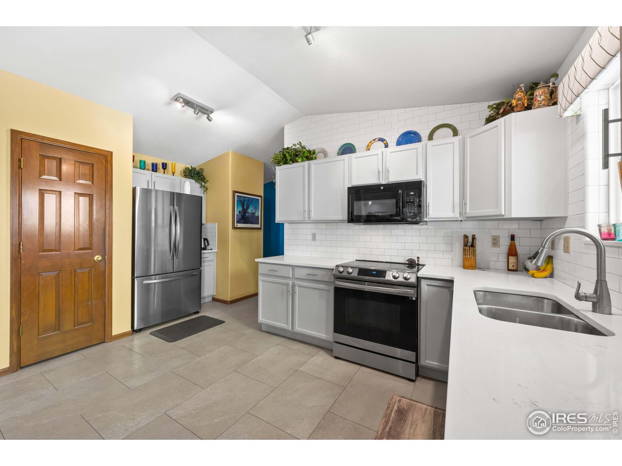 1280 Monarch Avenue Longmont, CO 80504 - Photo 15 of 37