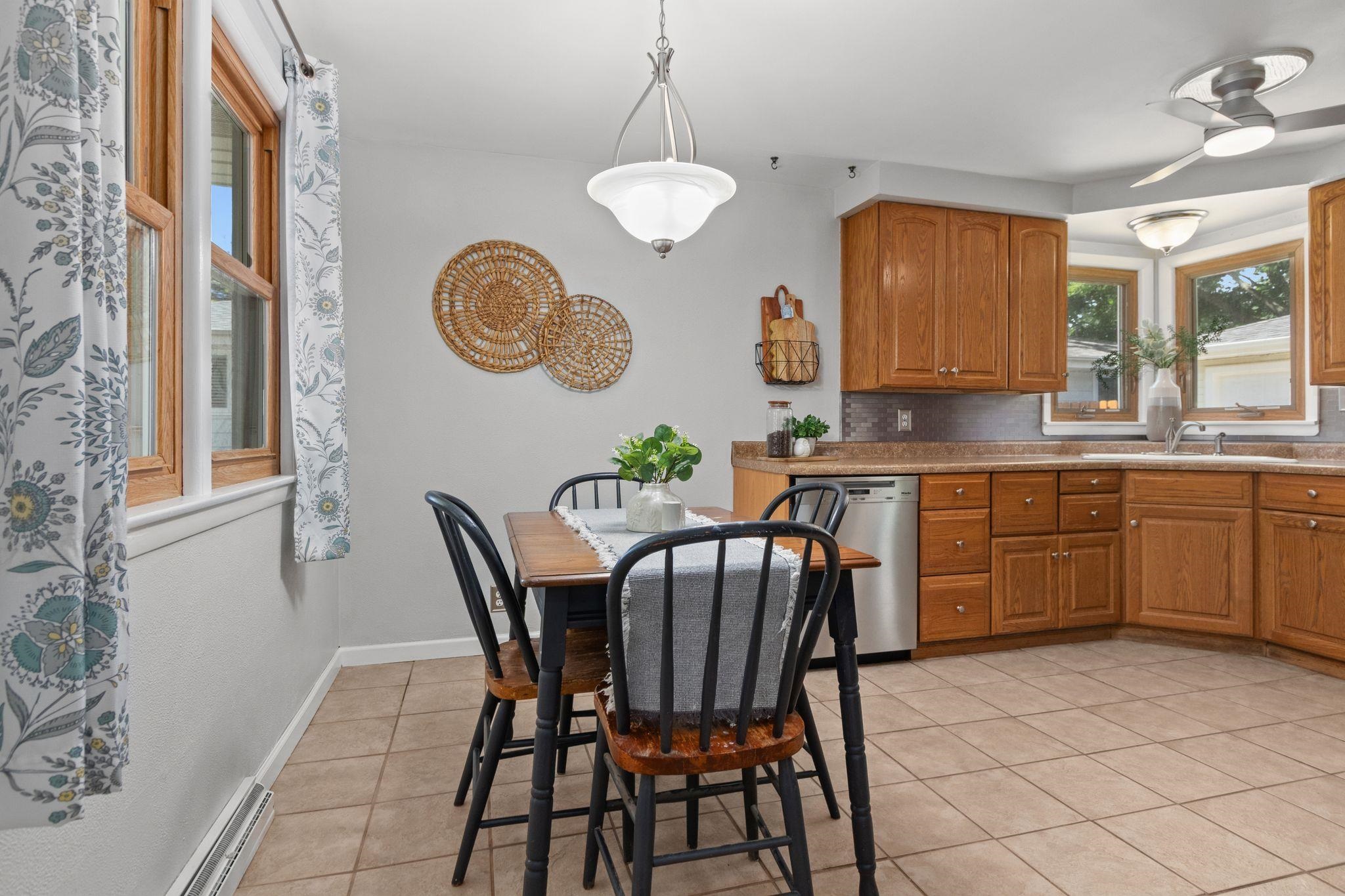 2213 North Bennett Street Appleton, WI 54914 - Photo 11 of 40