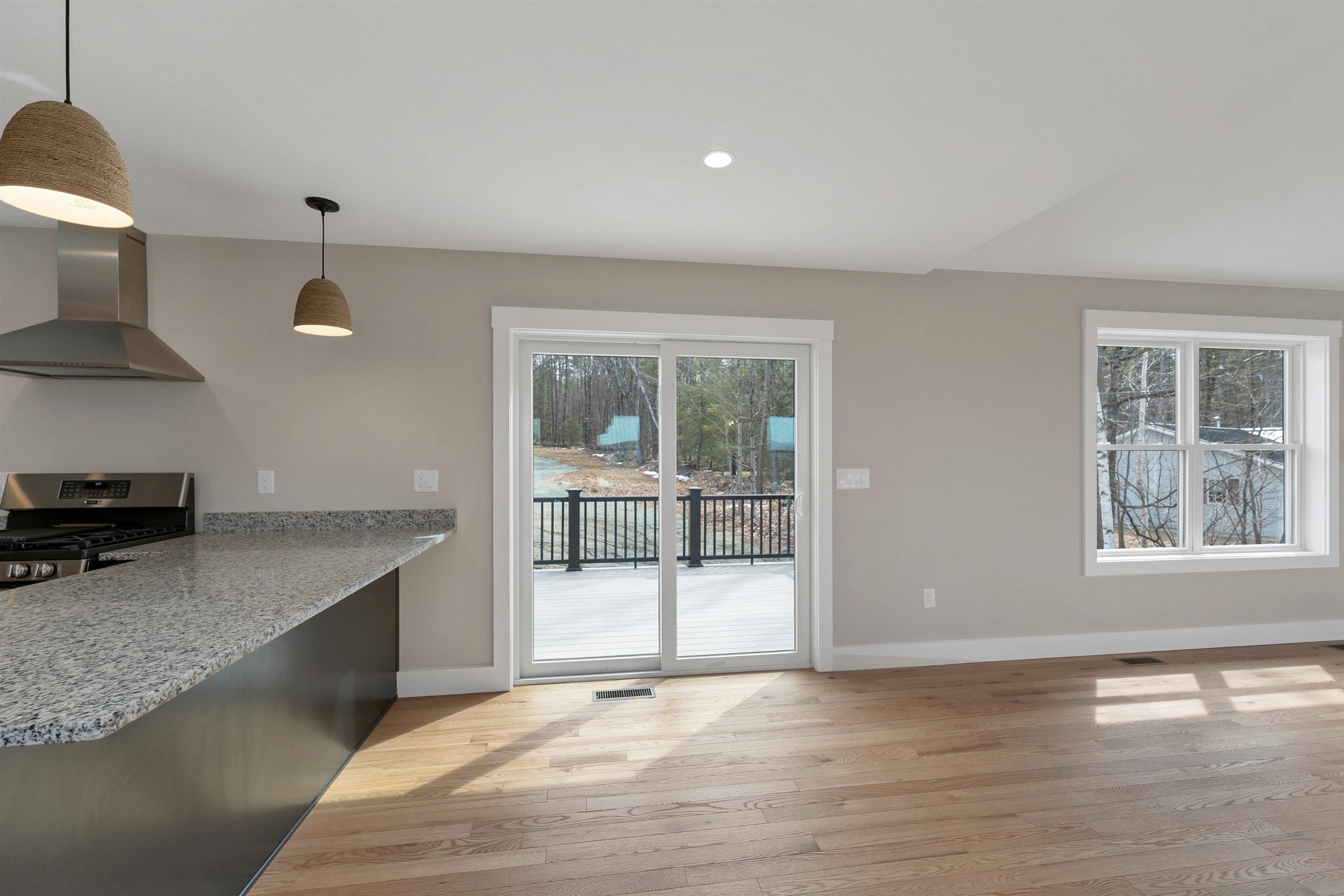 83 West Parish Road Concord, NH 03303 - Photo 13 of 60