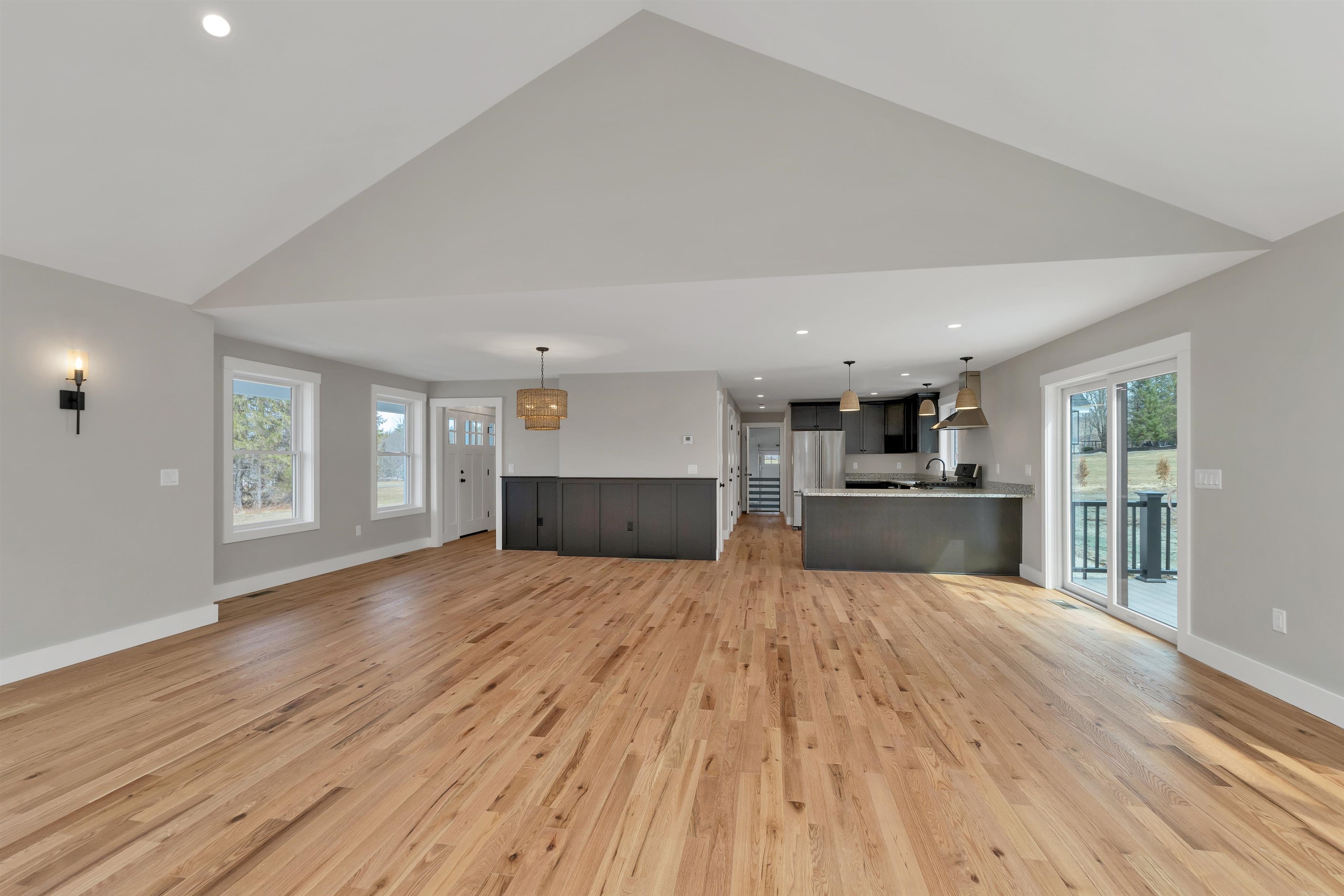 83 West Parish Road Concord, NH 03303 - Photo 19 of 60