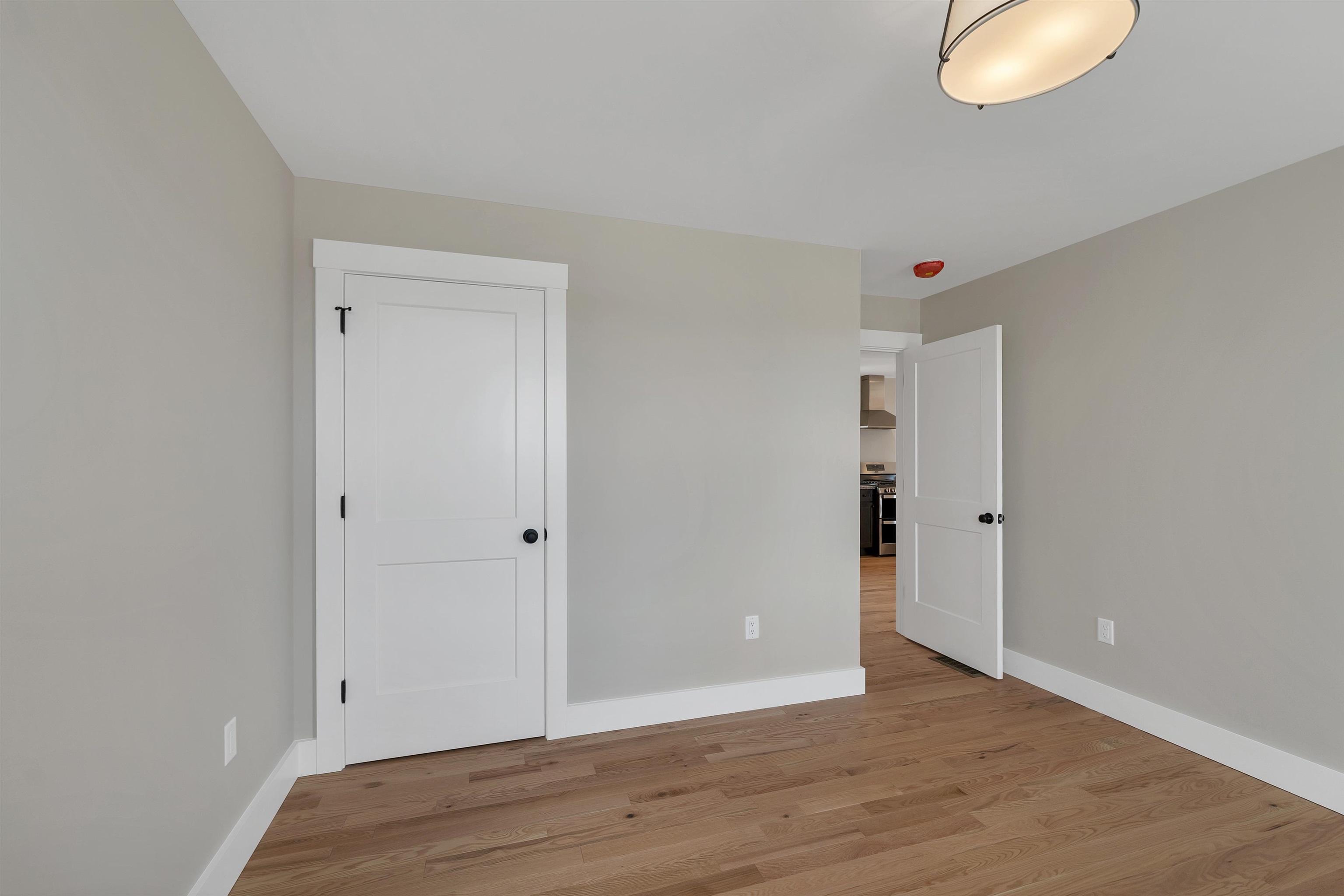 83 West Parish Road Concord, NH 03303 - Photo 25 of 60