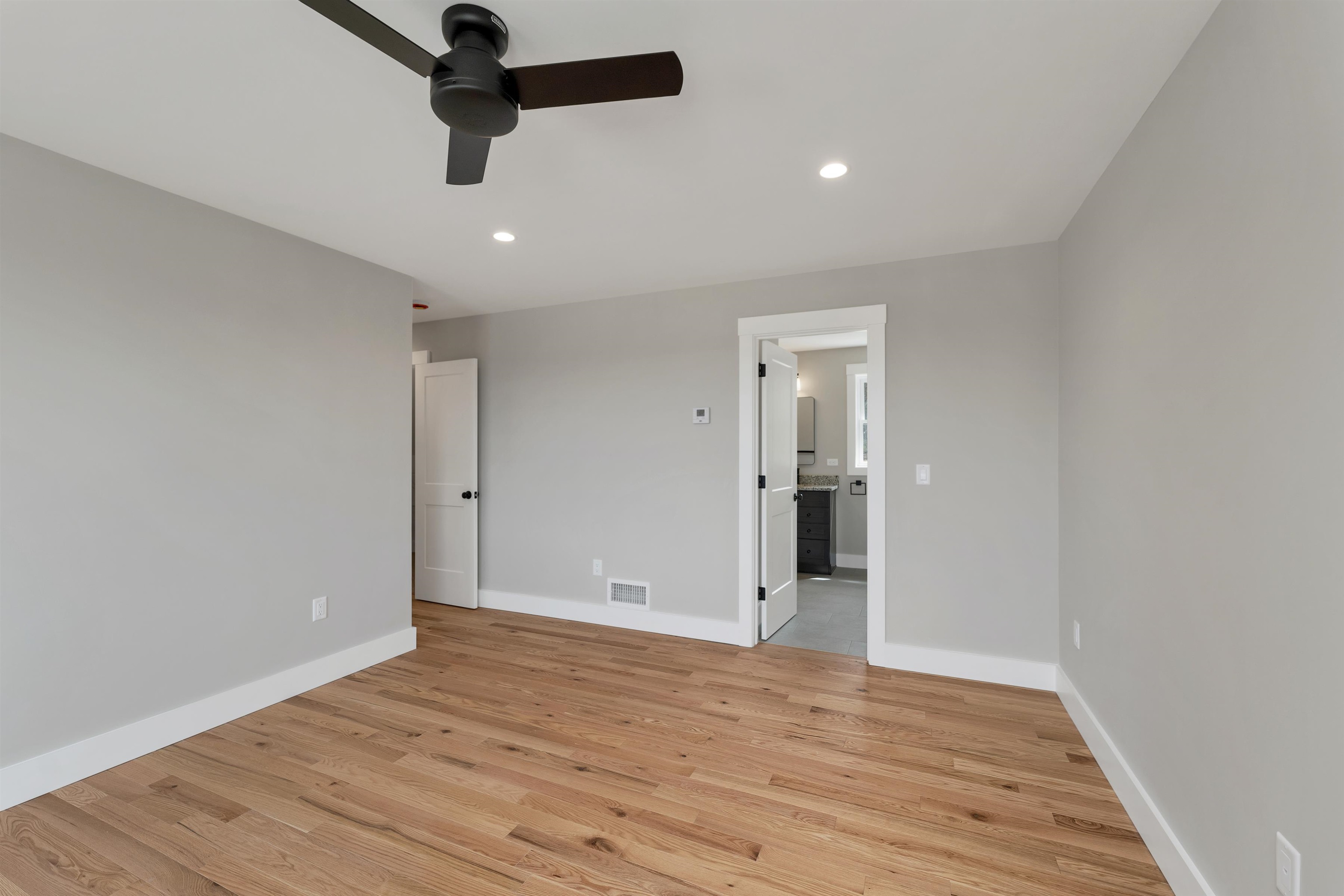 83 West Parish Road Concord, NH 03303 - Photo 37 of 60