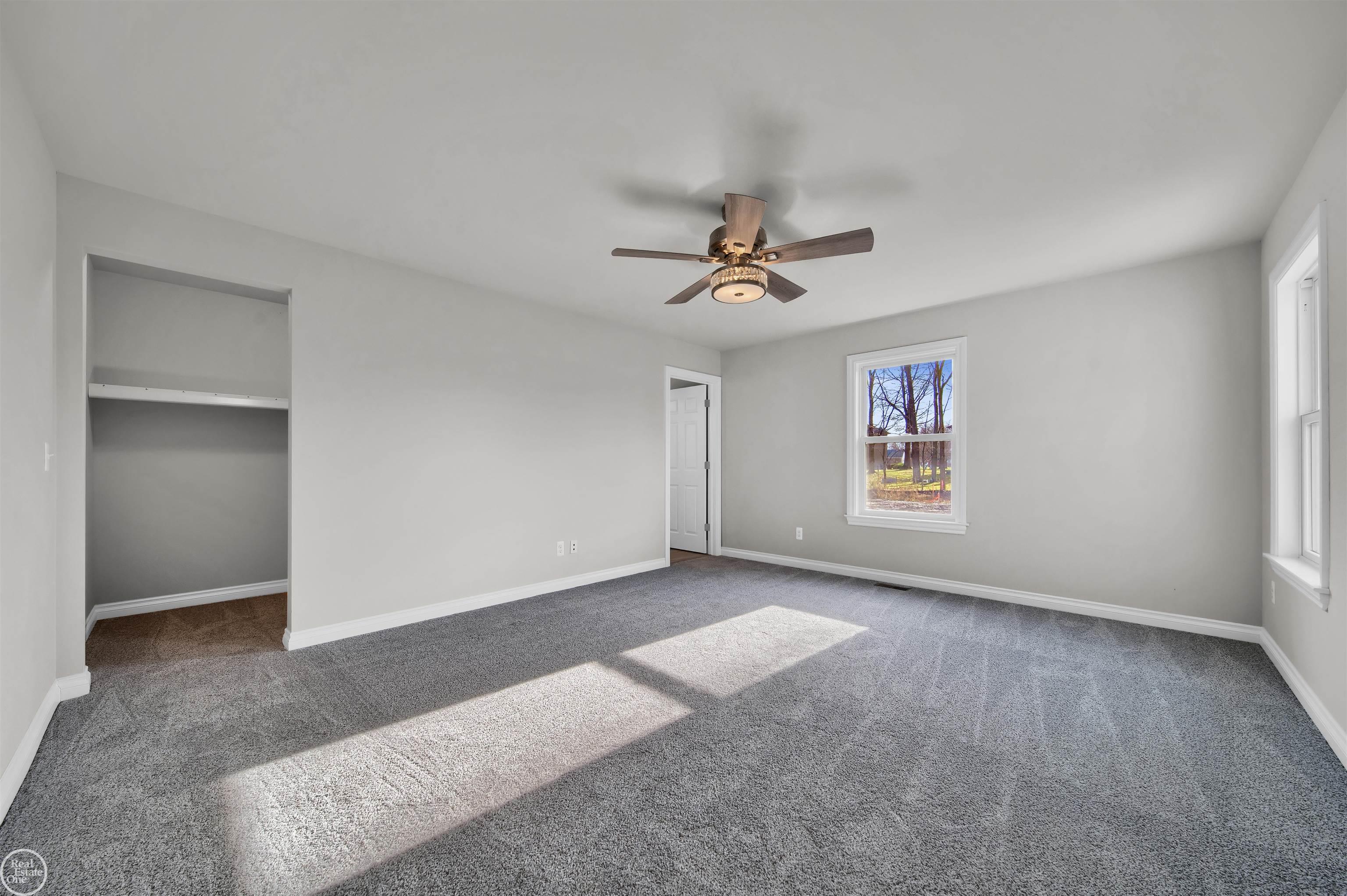 1819 Riley Road St. Clair, MI 48079 - Photo 8 of 21 50113899-1fb62e4b-3799-41d4-8664-fce4d675dc55.JPG