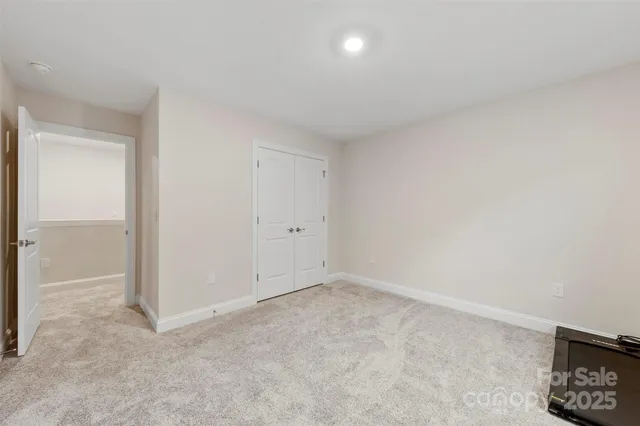 an empty room with a empty space